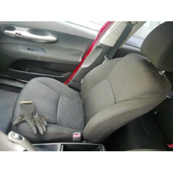 toyota auris del año 2008