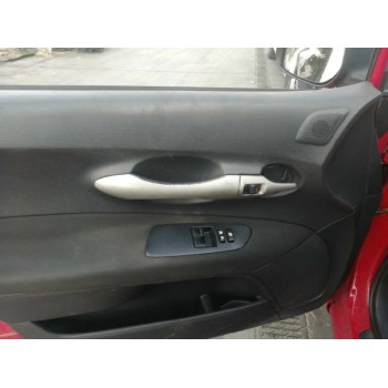 toyota auris del año 2008