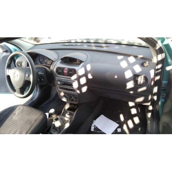 opel corsa c del año 2003