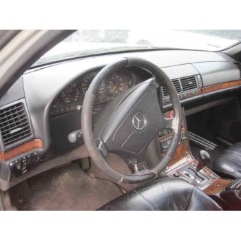 mercedes-benz clase s (w140) berlina del año 1993