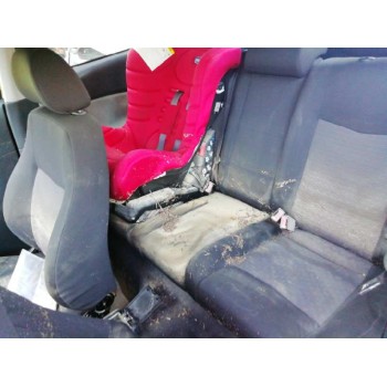 seat ibiza (6l1) del año 2002