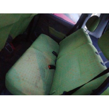 opel agila del año 2002