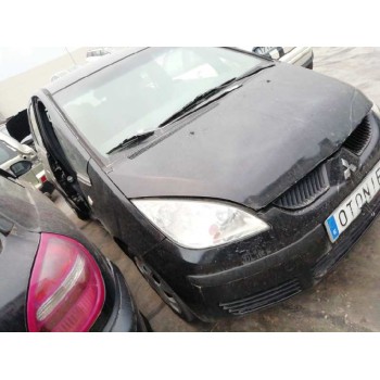 mitsubishi colt berlina 5 (z30a) del año 2005