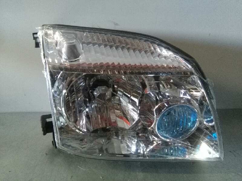 Recambio de faro derecho para nissan x-trail (t30) referencia OEM IAM  NUEVO H4 MANUAL