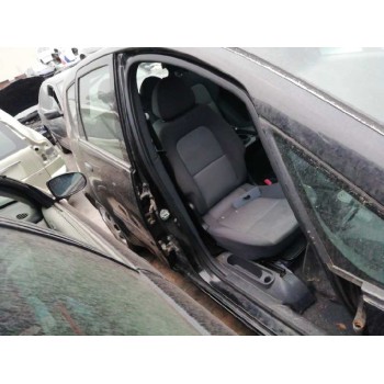 mitsubishi colt berlina 5 (z30a) del año 2005