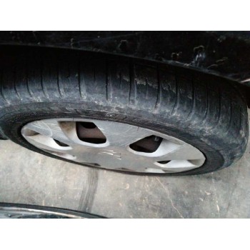 mitsubishi colt berlina 5 (z30a) del año 2005