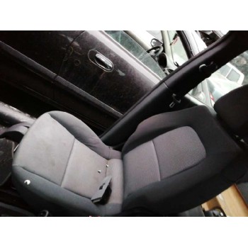 mitsubishi colt berlina 5 (z30a) del año 2005