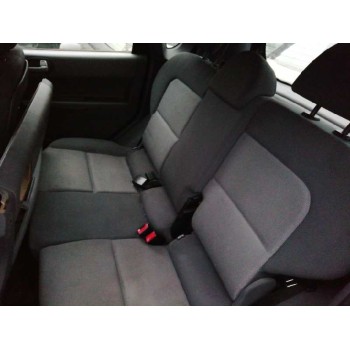 mitsubishi colt berlina 5 (z30a) del año 2005