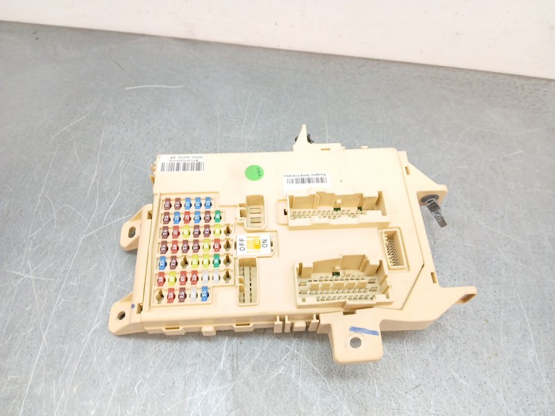 Recambio de caja reles / fusibles para kia carens ( ) 1.7 crdi cat referencia OEM IAM 91950A4510RP  