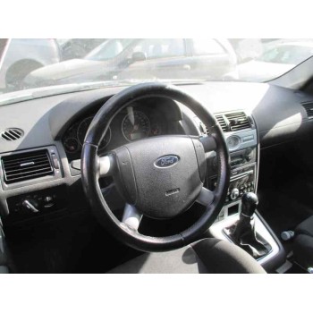 ford mondeo berlina (ge) del año 2004