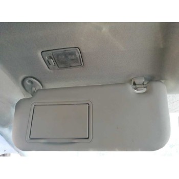 toyota auris del año 2014