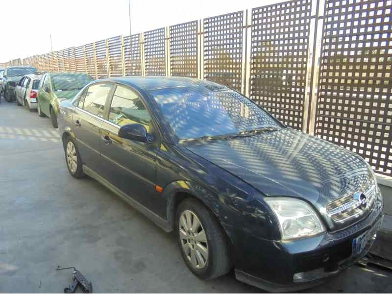 opel vectra c berlina del año 2002