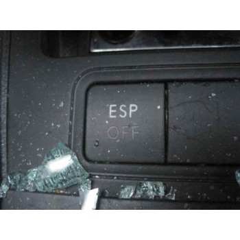 volkswagen golf v berlina (1k1) del año 2005