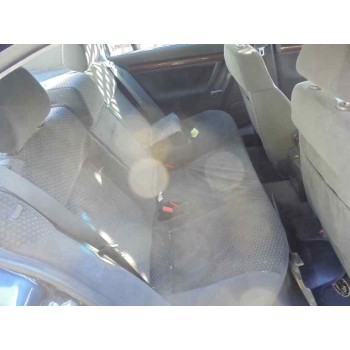 opel vectra c berlina del año 2002