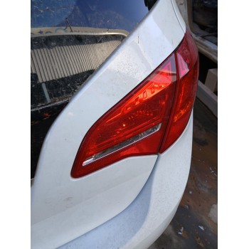 PILOTO TRASERO DERECHO INTERIOR 13435486 