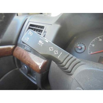 opel vectra c berlina del año 2002