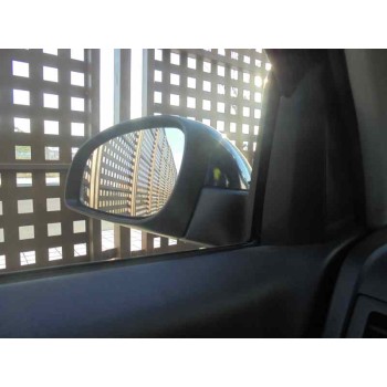 opel vectra c berlina del año 2002