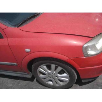 opel astra g berlina del año 2000