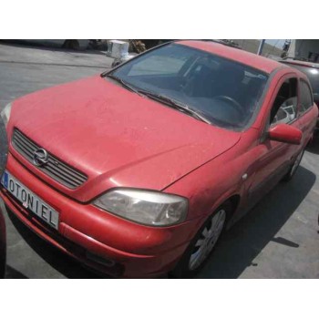 opel astra g berlina del año 2000