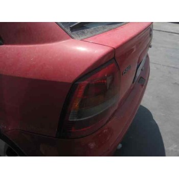 opel astra g berlina del año 2000