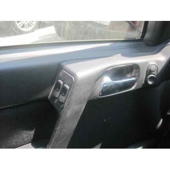 opel astra g berlina del año 2000