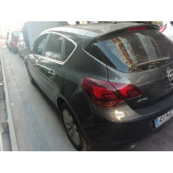 opel astra j lim. del año 2011
