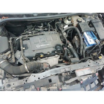 opel astra j lim. del año 2011