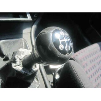 opel astra g berlina del año 2000