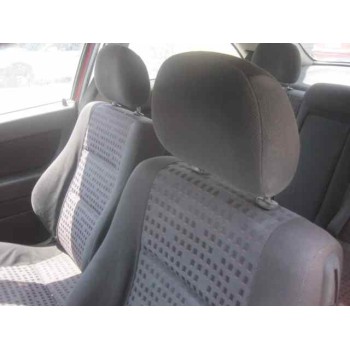 opel astra g berlina del año 2000