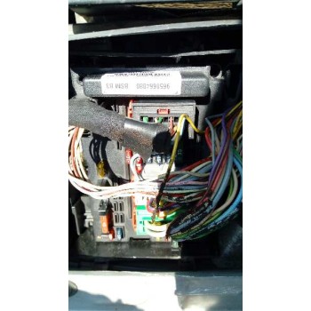 citroën xsara berlina del año 2003