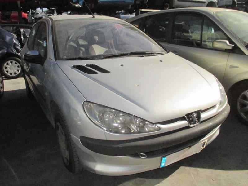 PEUGEOT 206 BERLINA