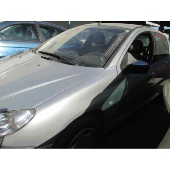 peugeot 206 berlina del año 2003