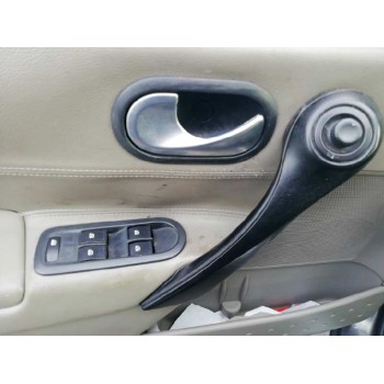 renault megane ii classic berlina del año 2005