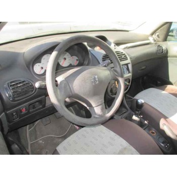peugeot 206 berlina del año 2003