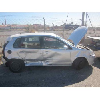 VOLKSWAGEN POLO (9N3)