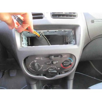 peugeot 206 berlina del año 2003