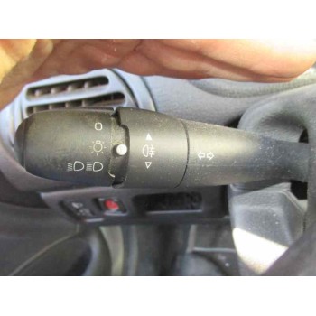 peugeot 206 berlina del año 2003