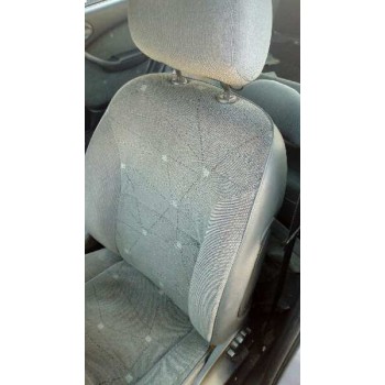 citroën xsara berlina del año 2000