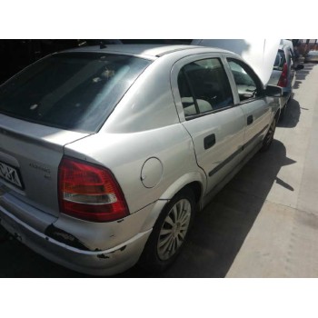 opel astra g berlina del año 2003
