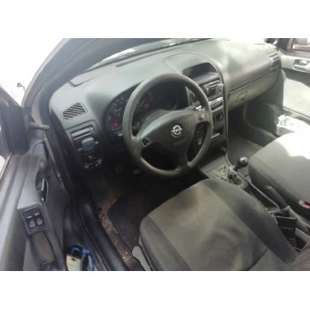 opel astra g berlina del año 2003