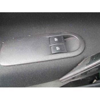 renault megane ii berlina 3p del año 2004