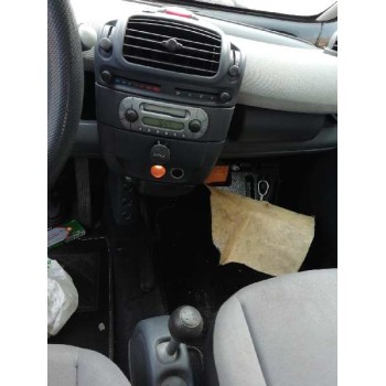 smart micro compact car del año 2001