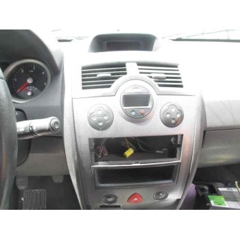 renault megane ii berlina 3p del año 2004