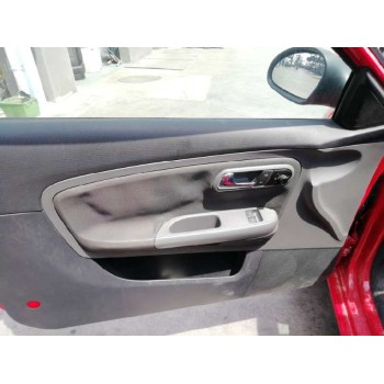 seat ibiza (6l1) del año 2008