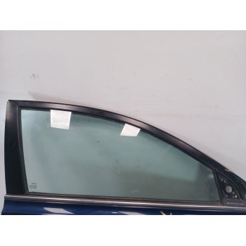 Recambio de puerta delantera derecha para toyota avensis berlina (t25) 2.0 16v cat referencia OEM IAM 6700105050 AZUL 6700105050