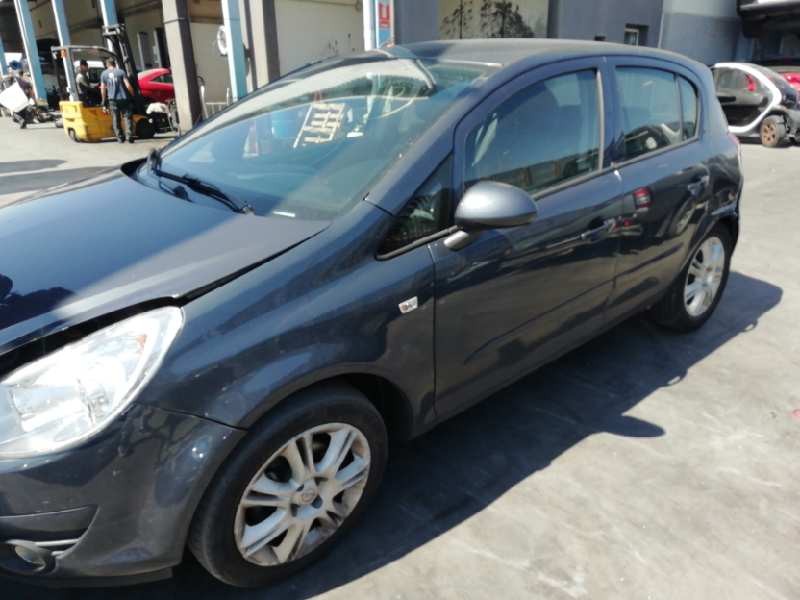 opel corsa d del año 2006