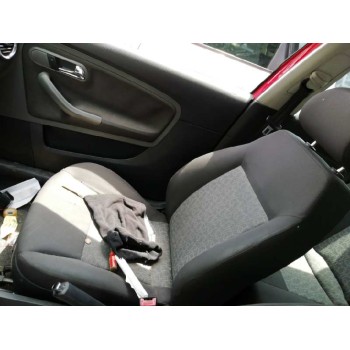 seat ibiza (6l1) del año 2008