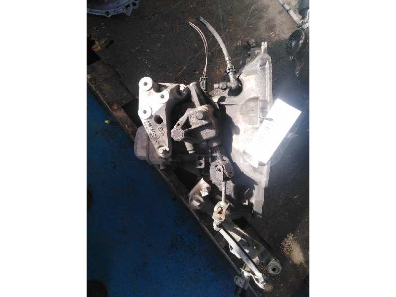 Recambio de caja cambios para opel astra h berlina 1.4 16v referencia OEM IAM B25562F13MC418  