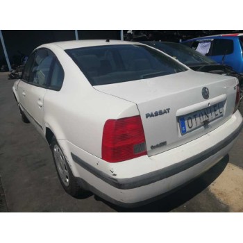 volkswagen passat berlina (3b2) del año 1999