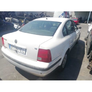 volkswagen passat berlina (3b2) del año 1999